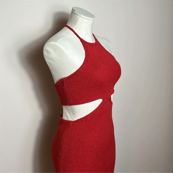 Lulu’s Lush for Life Red Cutout Halter Knit Midi Dress size small - Picture 4 of 14